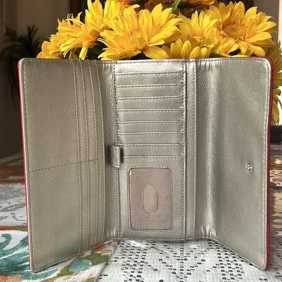 Wallet - Picture 3 of 6